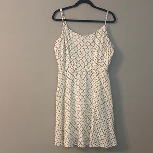 Old Navy White and Blue Patterned Mini Dress